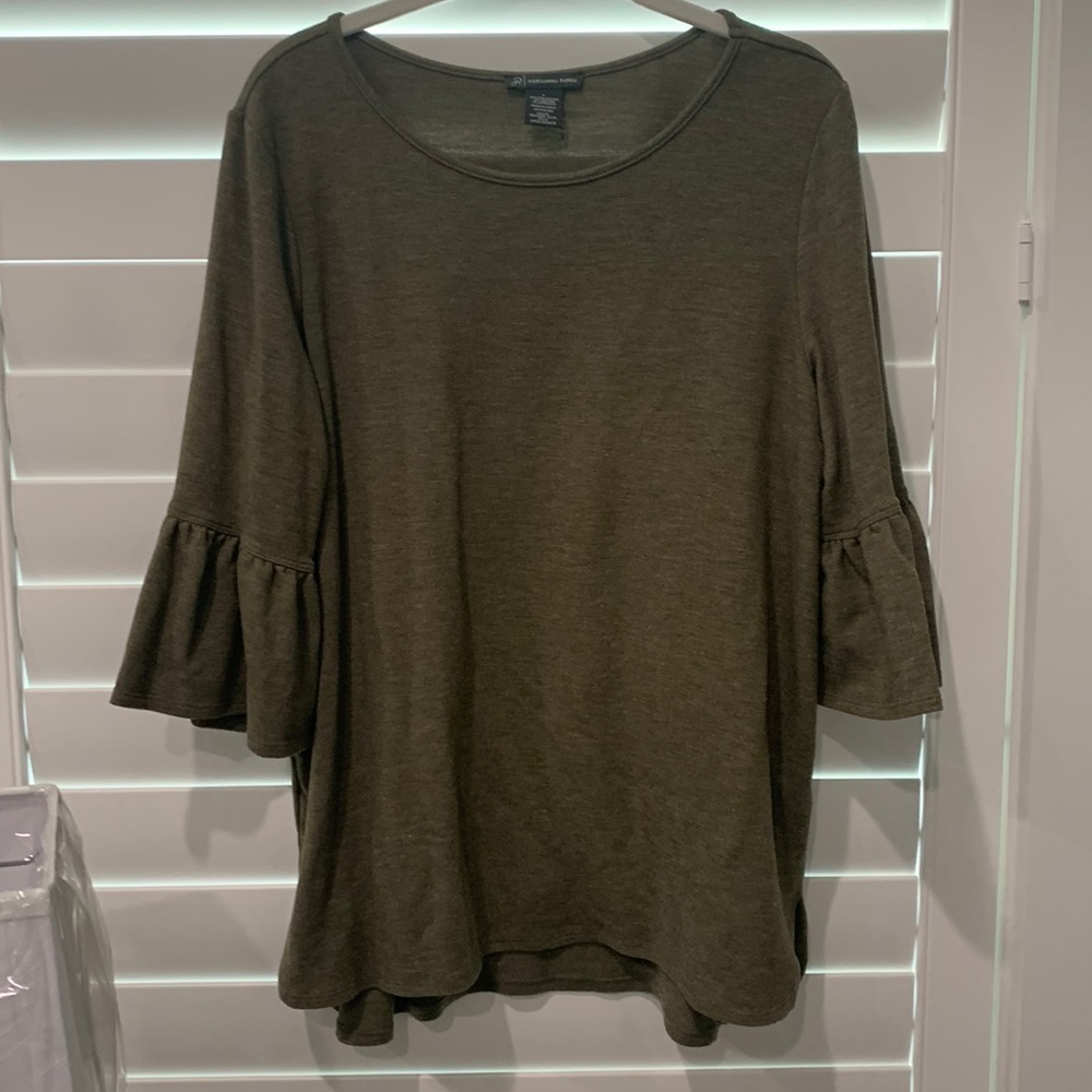 Women's Olive Green 3/4 Ruffle Sleeve Distressed Knit Blouse Top Shirt